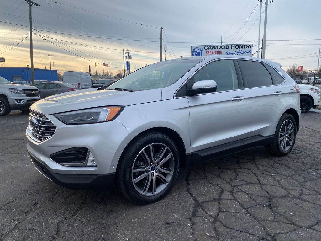 Used 2019 Ford Edge Titanium w/ Equipment Group 301A image 7