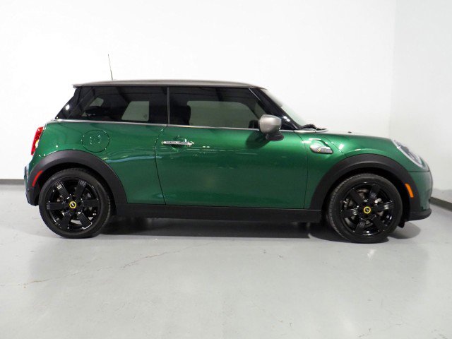 Used 2024 MINI Cooper SE image 5