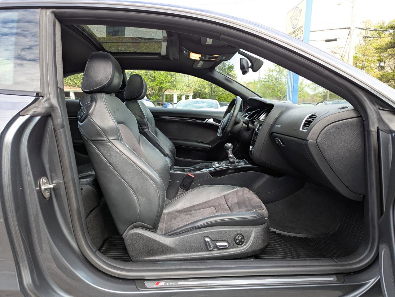 Used 2015 Audi A5 2.0T Premium Plus w/ Technology Package AWD/4WD image 31