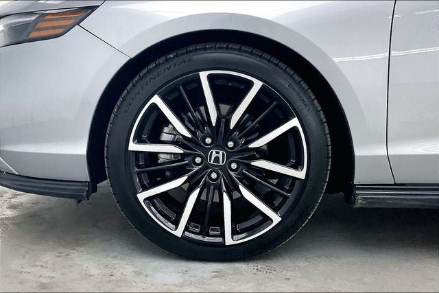 Certified 2024 Honda Accord Touring image 10