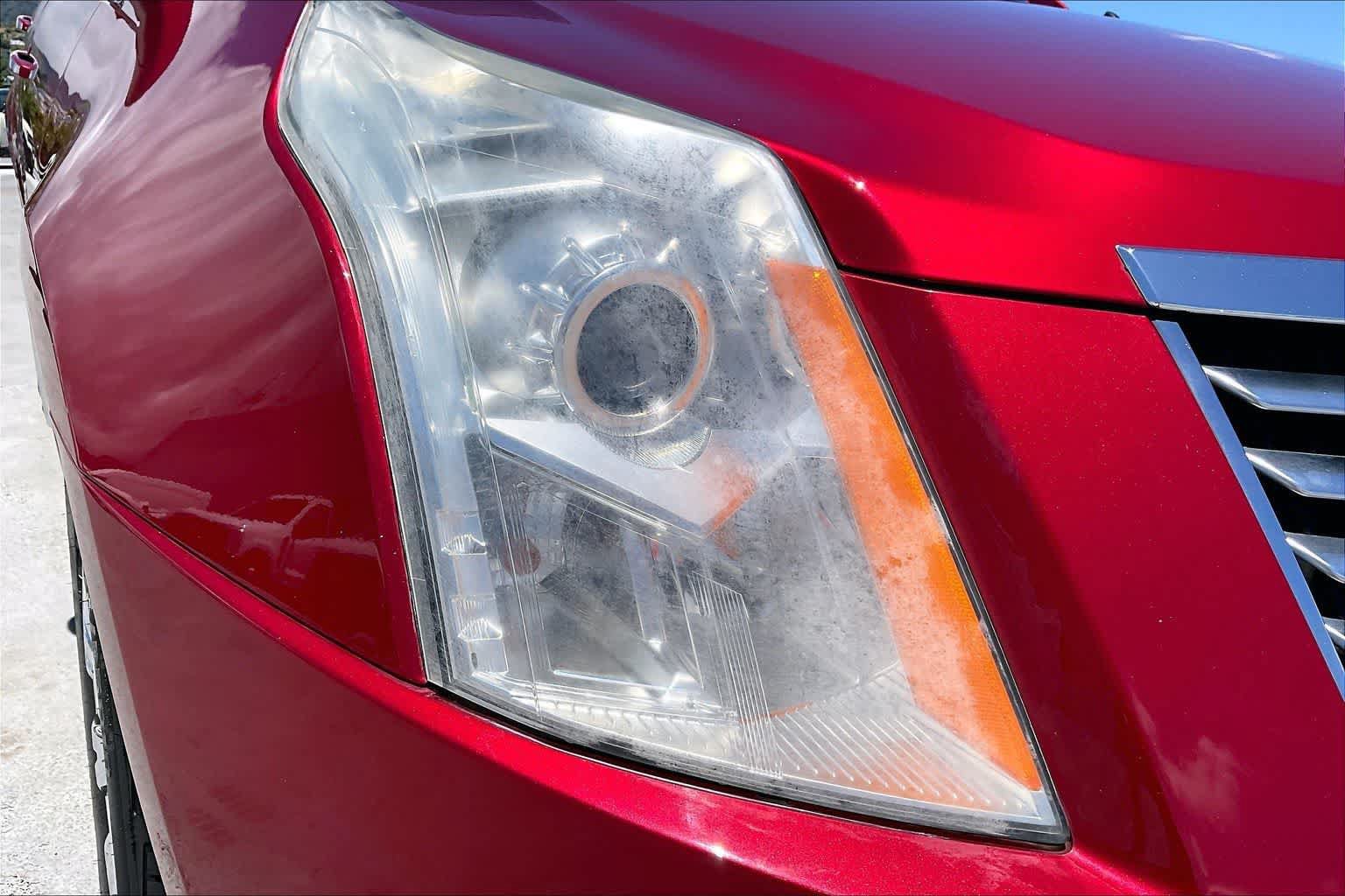 Used 2016 Cadillac SRX Luxury w/ Driver Awareness Package AWD/4WD image 31