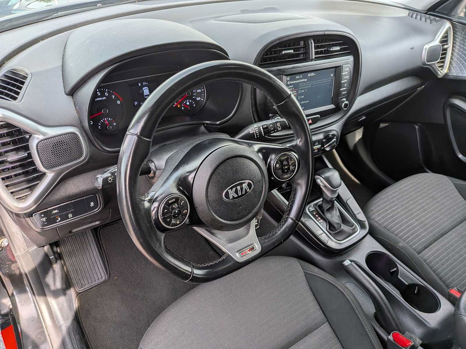 Used 2021 Kia Soul GT-Line FWD image 12