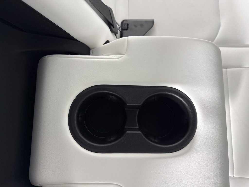 Used 2022 Tesla Model Y Performance image 27