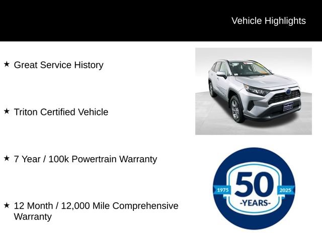 Used 2022 Toyota RAV4 LE image 7