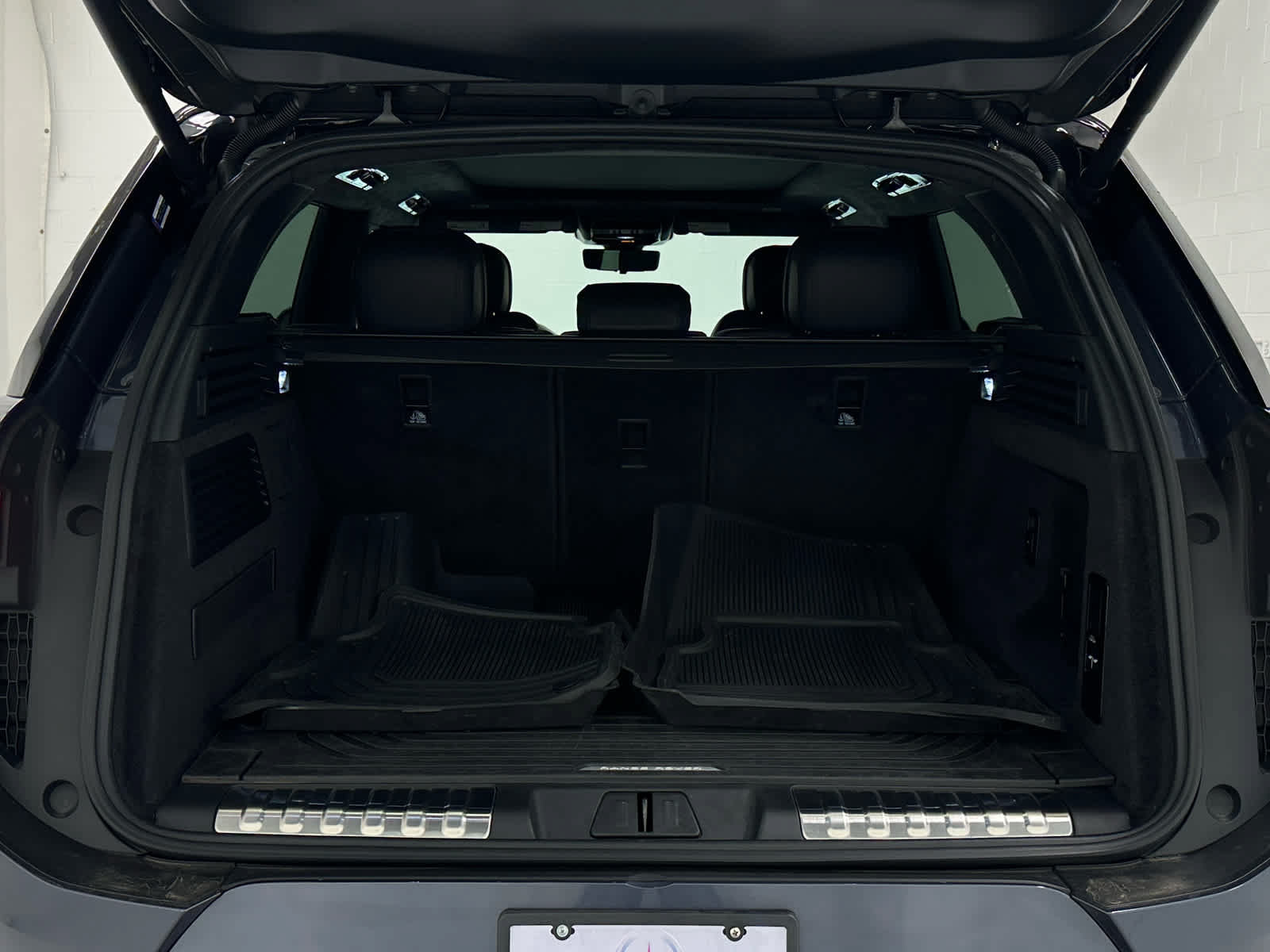 Used 2025 Land Rover Range Rover Sport Autobiography AWD/4WD image 45