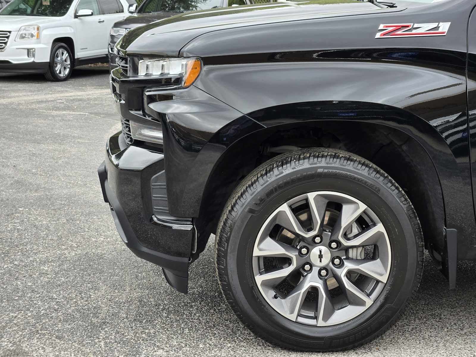 Certified 2020 Chevrolet Silverado 1500 RST w/ Texas Edition AWD/4WD image 8