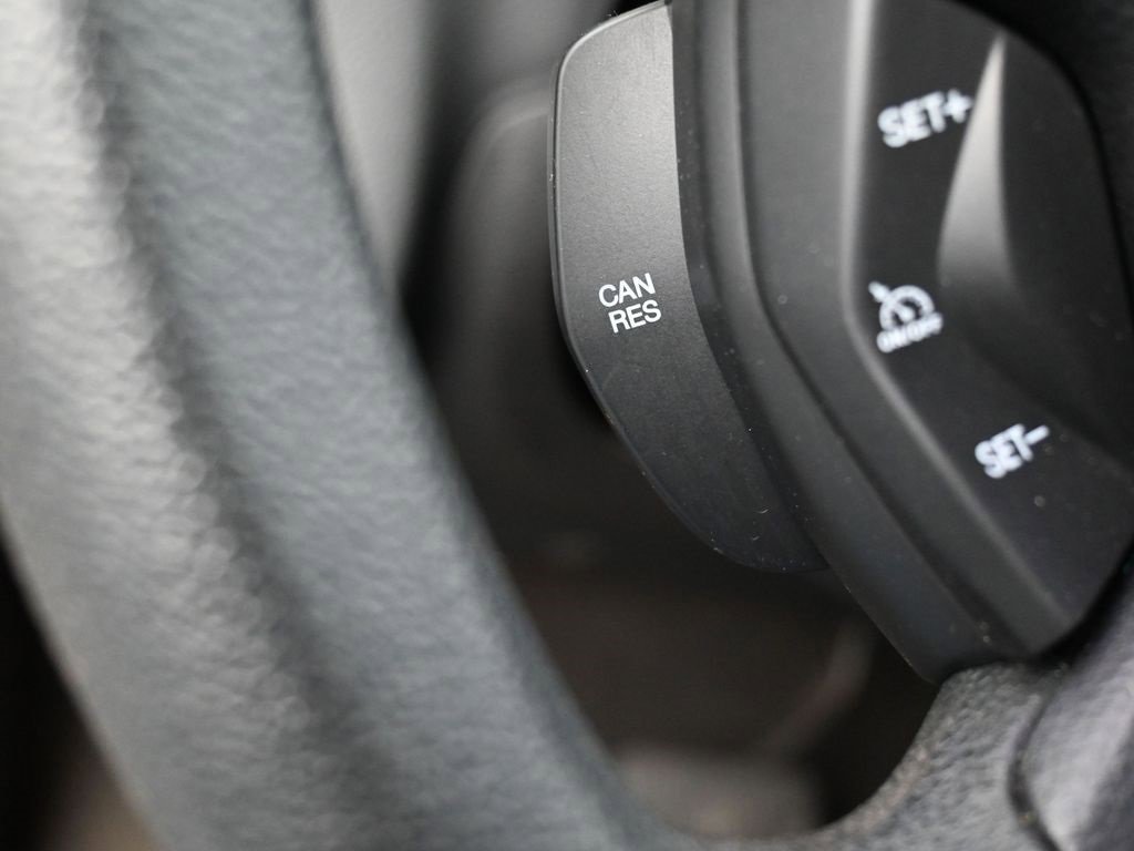 Used 2013 Ford Escape SE image 16