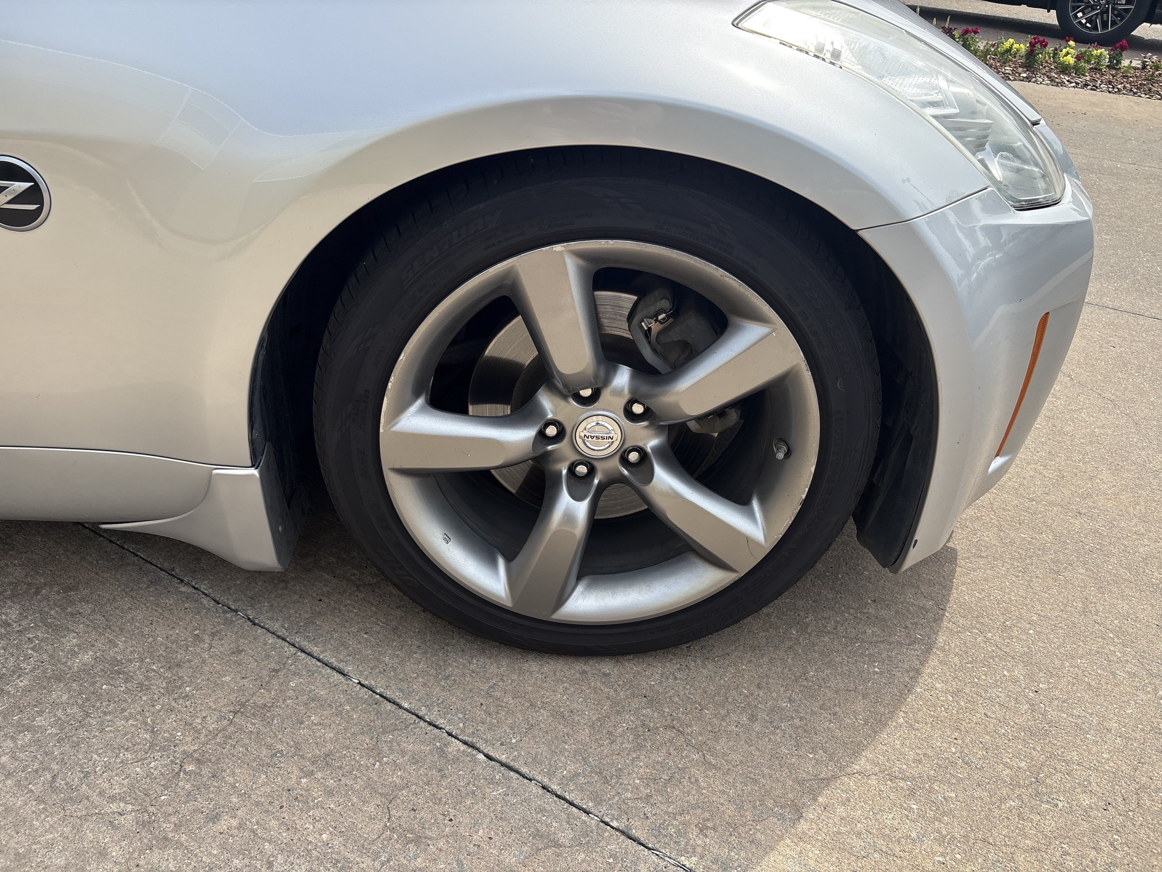 Used 2008 Nissan 350Z Touring RWD image 13