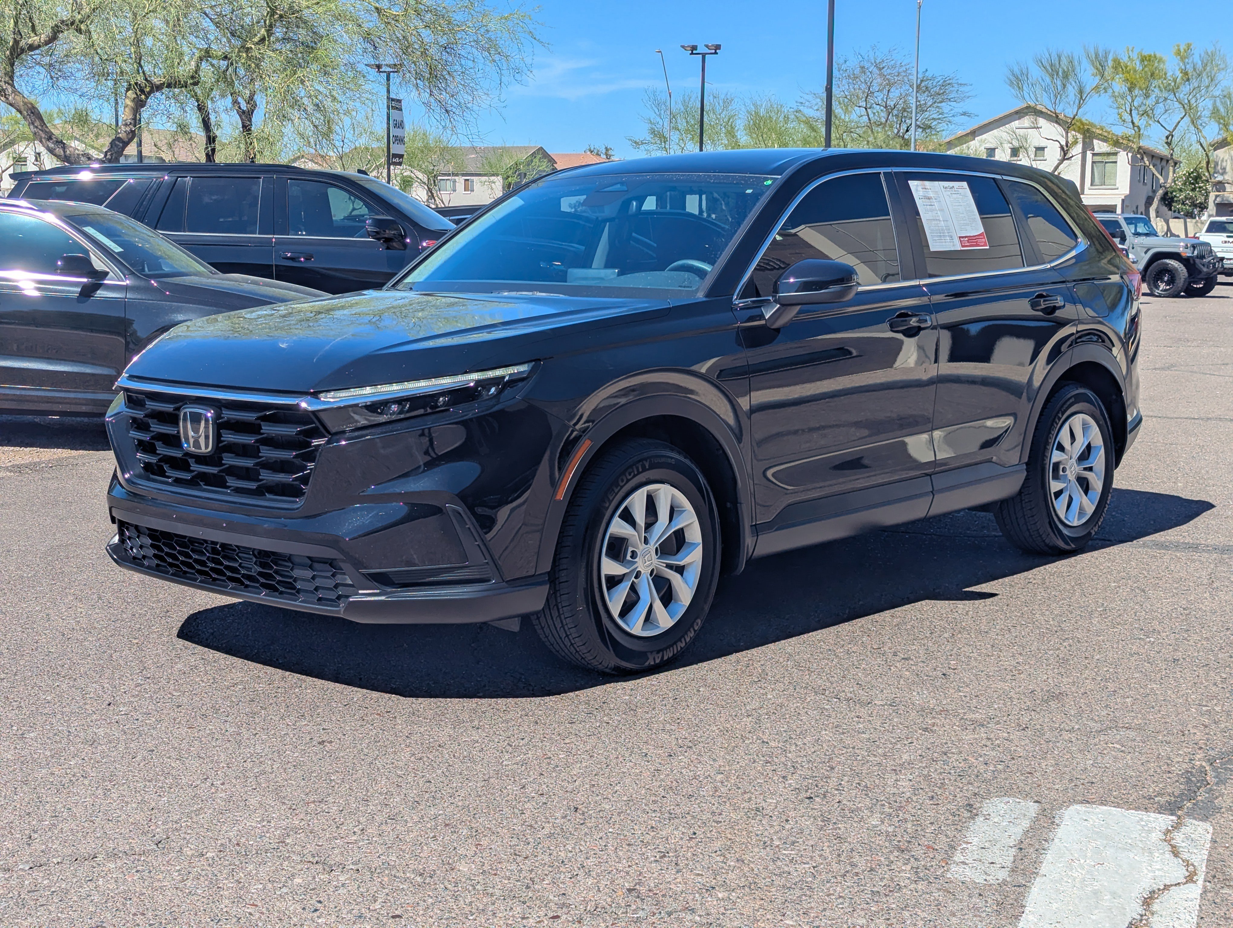 Used 2023 Honda CR-V LX image 6