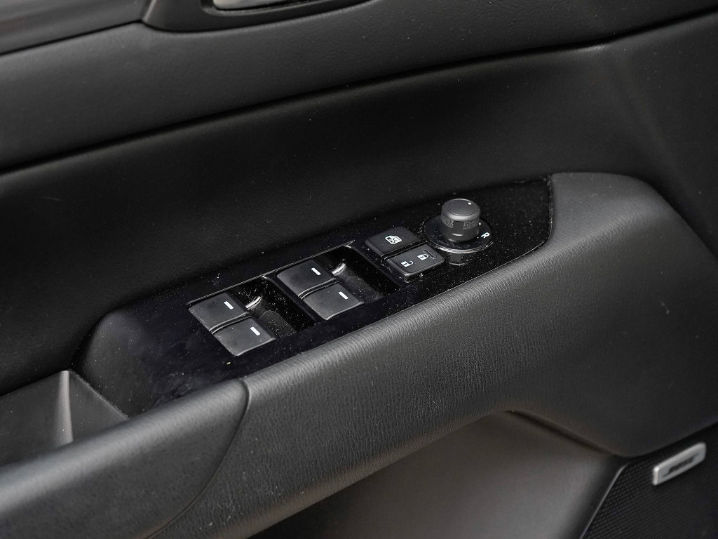 Used 2019 MAZDA CX-5 Touring image 14