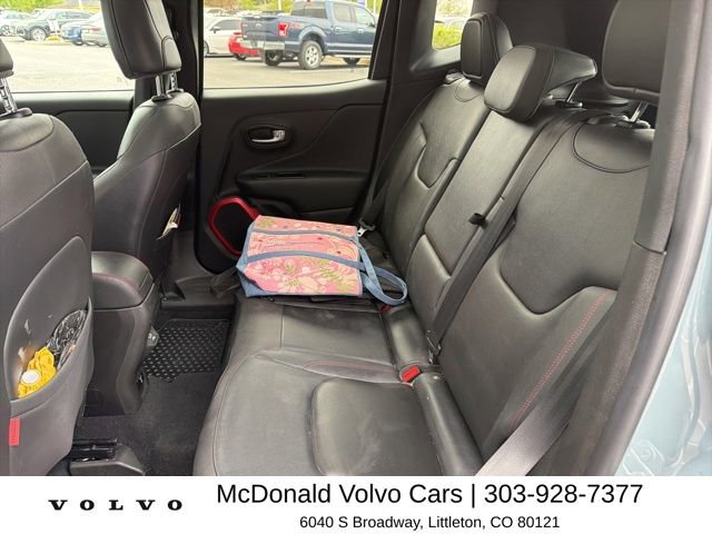 Used 2018 Jeep Renegade Trailhawk AWD/4WD image 11