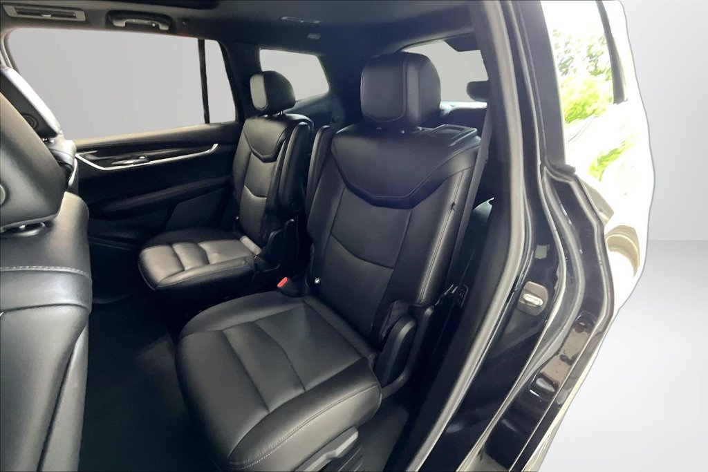 Used 2022 Cadillac XT6 Sport w/ Technology Package AWD/4WD image 21
