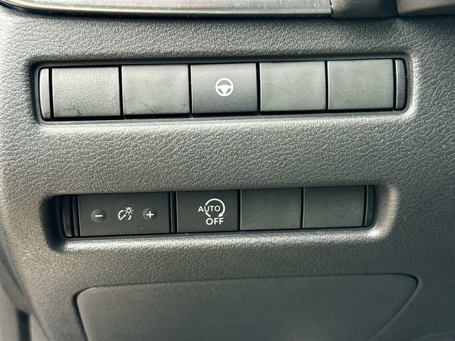 Used 2023 Nissan Rogue SV AWD/4WD image 10