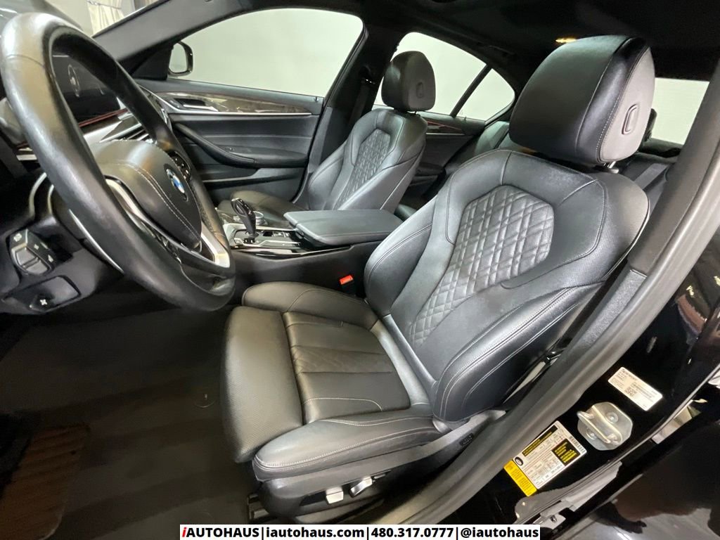 Used 2022 BMW 540i w/ Convenience Package image 14