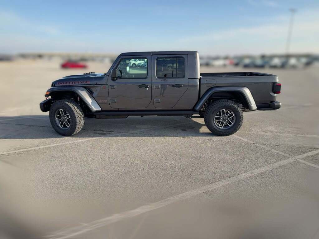 New 2026 Jeep Gladiator Mojave image 6
