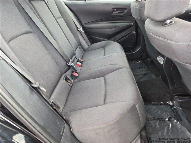 Used 2025 Toyota Corolla LE FWD image 24