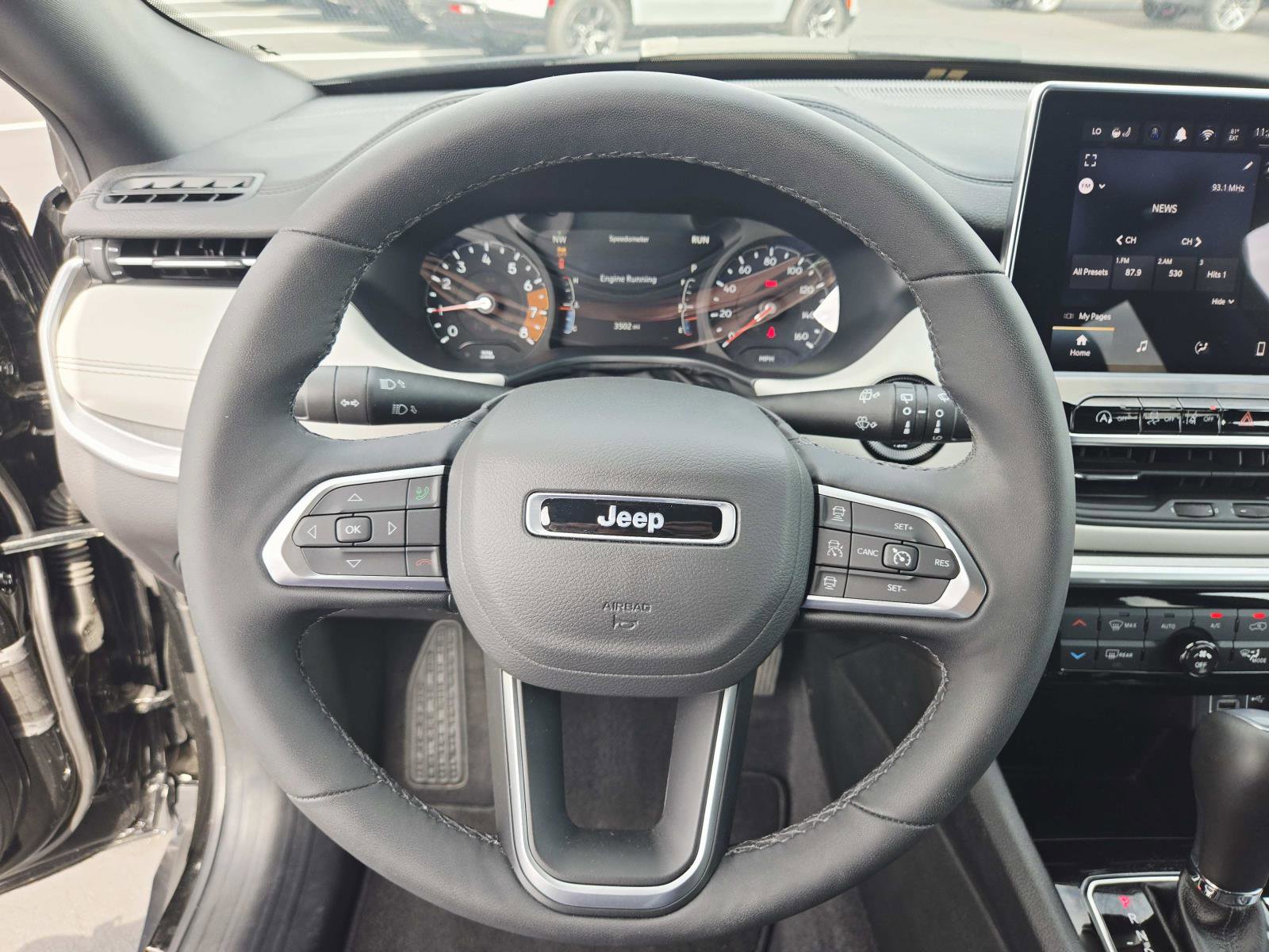 Used 2025 Jeep Compass Limited image 19