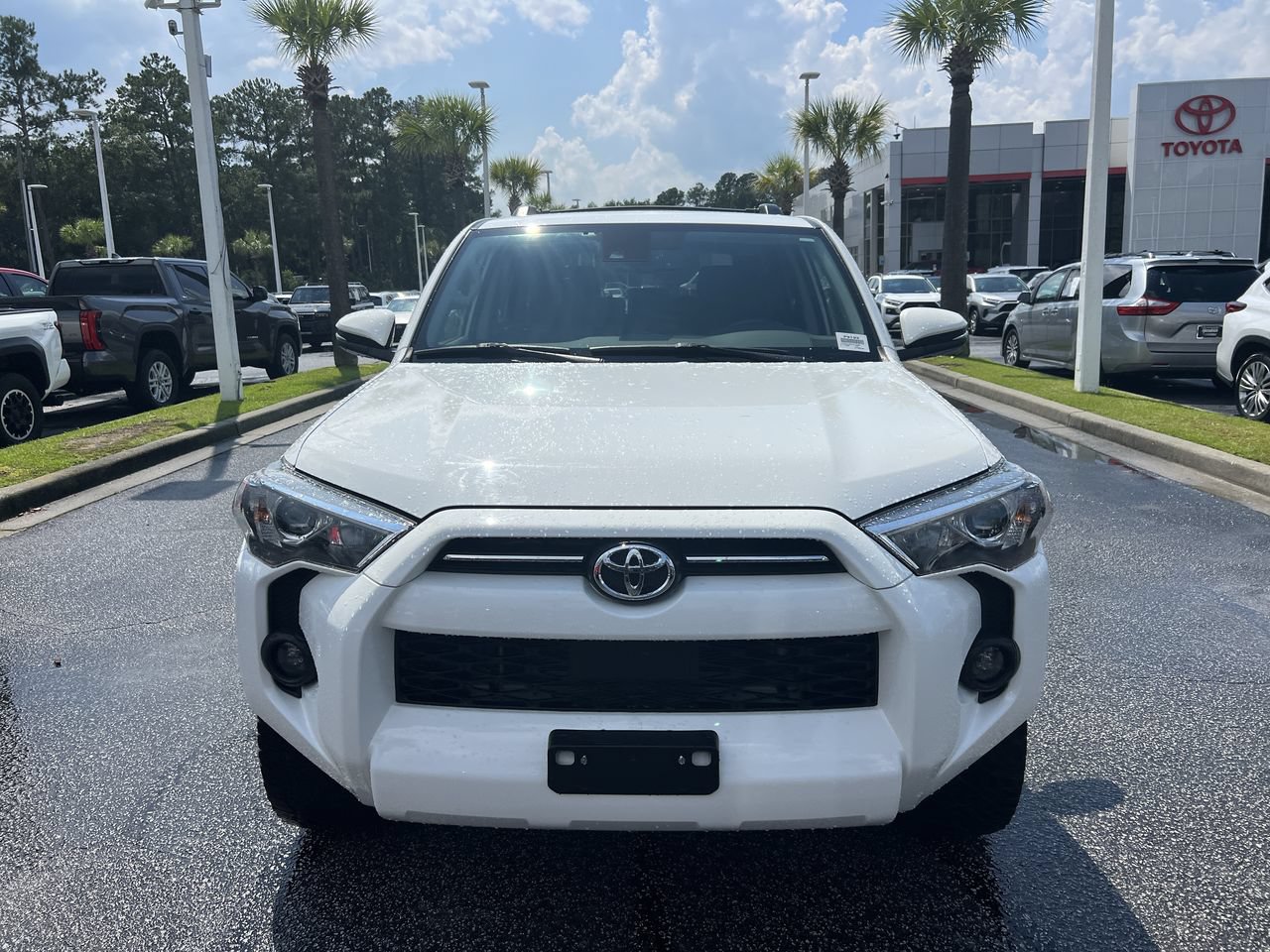 Used 2023 Toyota 4Runner SR5 Premium w/ Moonroof Package AWD/4WD image 3