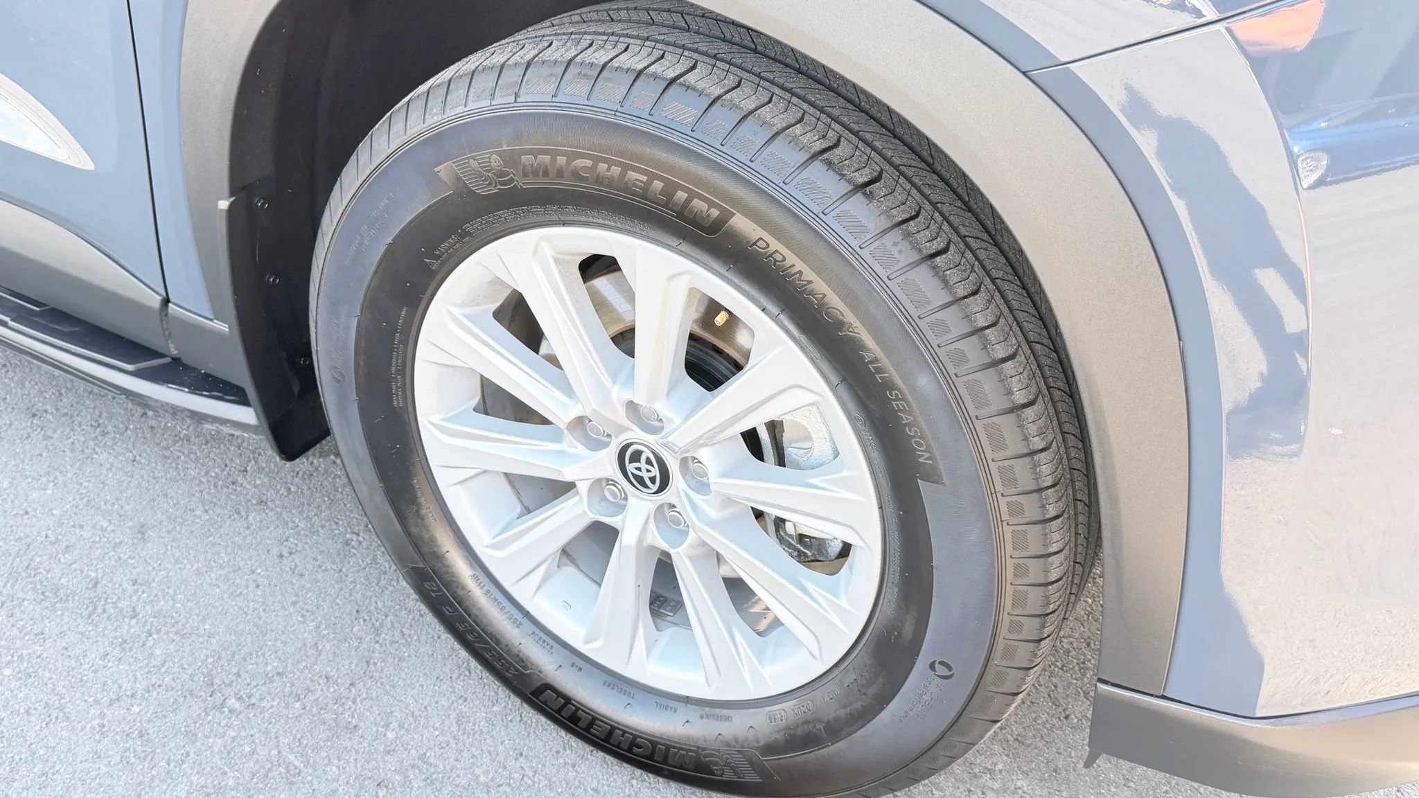Used 2025 Toyota Grand Highlander AWD Hybrid image 12