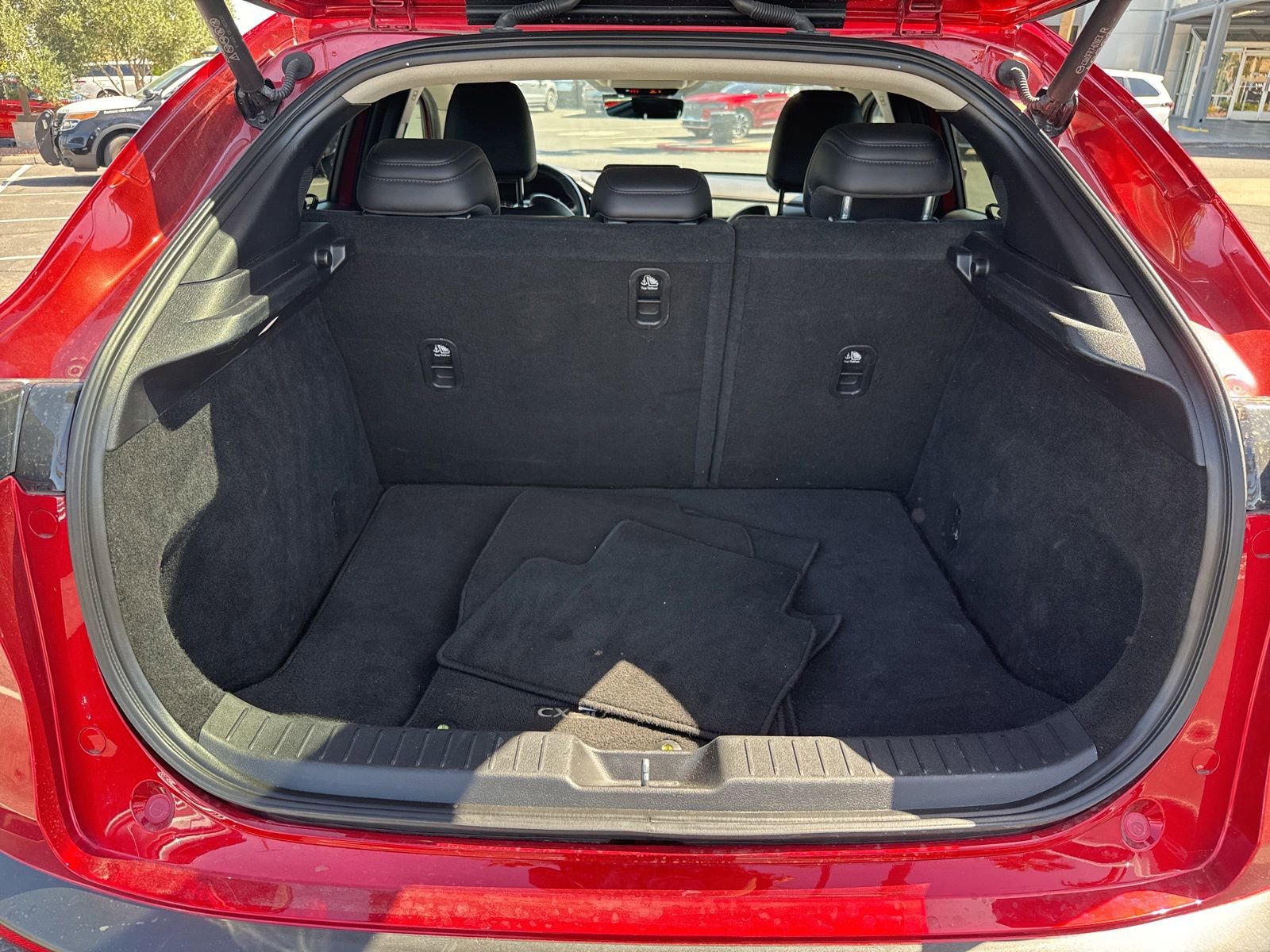 Used 2021 MAZDA CX-30 AWD 2.5 S w/ Premium Package image 19