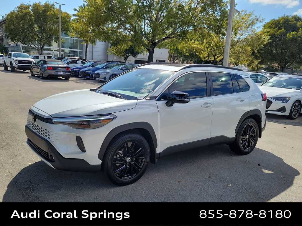 Used 2026 Toyota Corolla Cross XSE w/ Convenience Package image 4