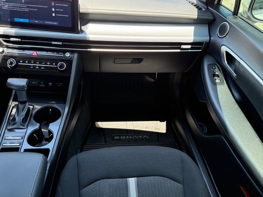 Used 2025 Hyundai Sonata SE FWD image 15