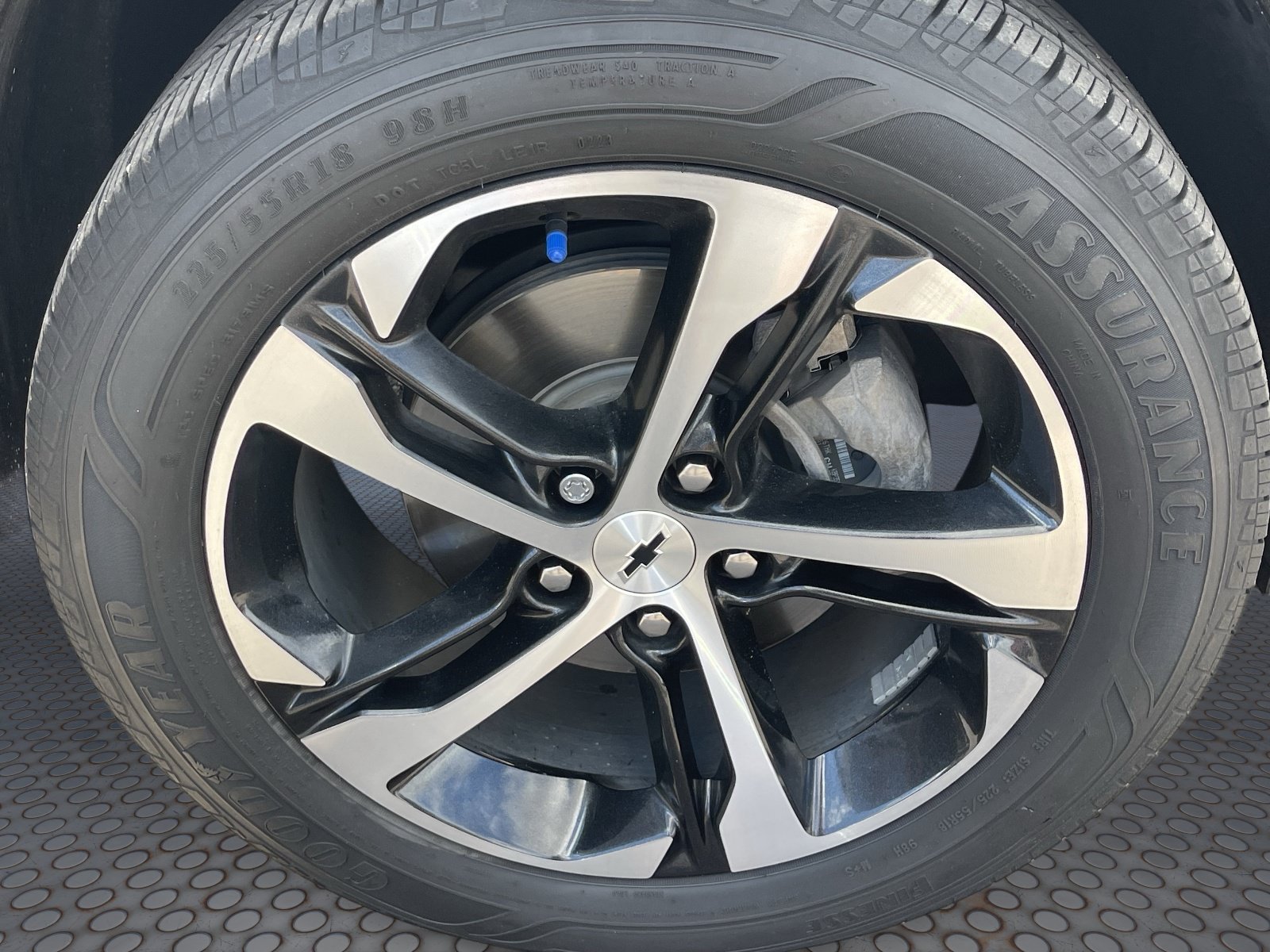 Used 2024 Chevrolet Trax RS w/ Driver Confidence Package FWD image 10