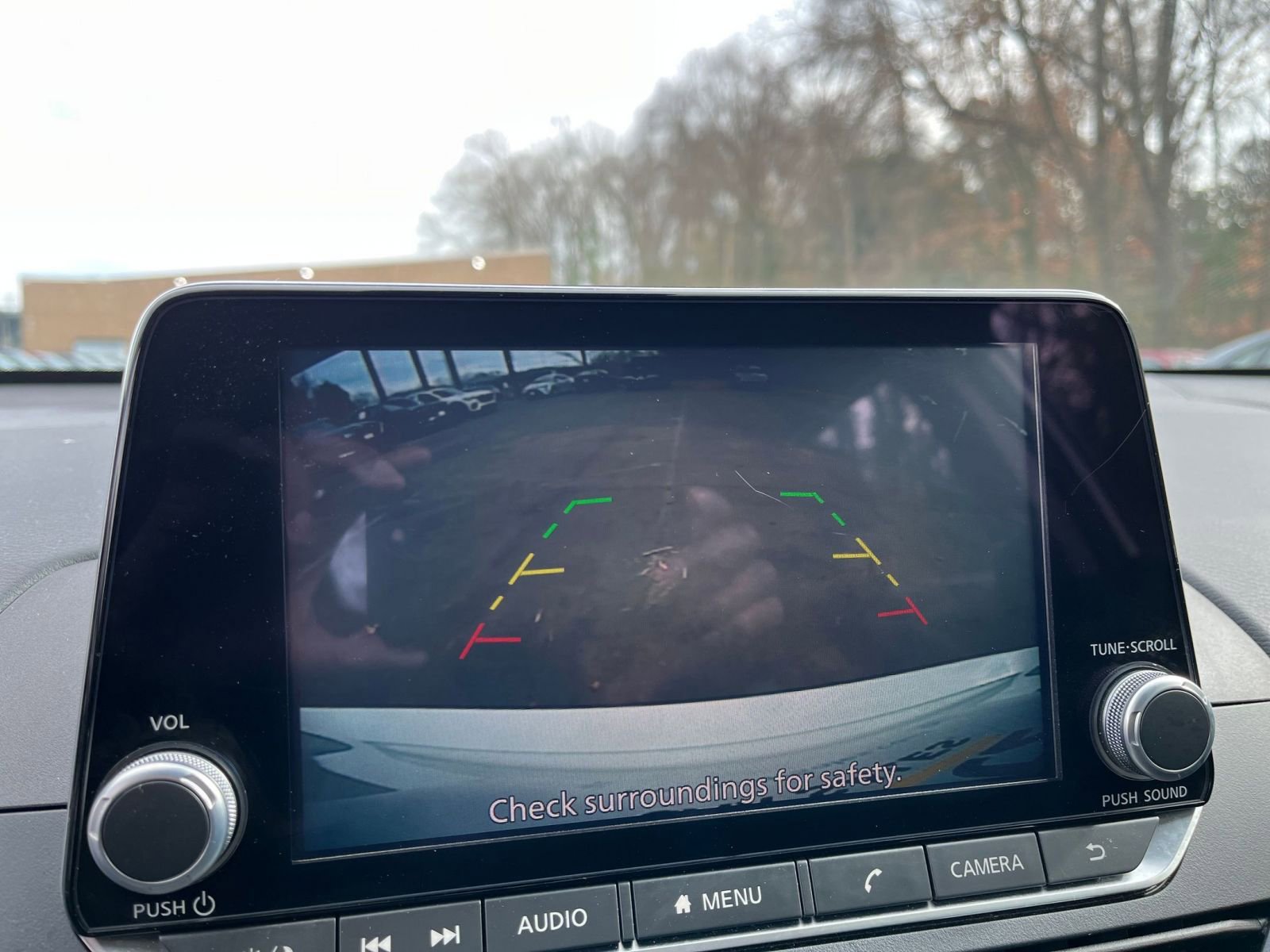 Used 2025 Nissan Altima 2.5 SV image 17