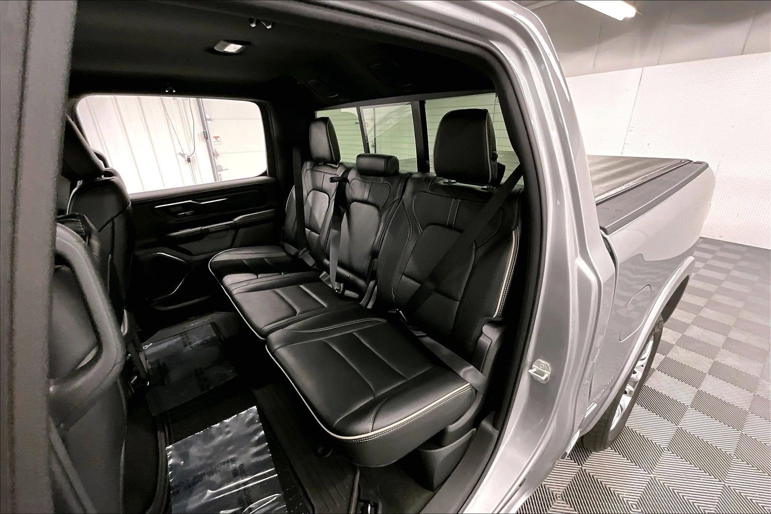 Used 2024 RAM 1500 Limited AWD/4WD image 24