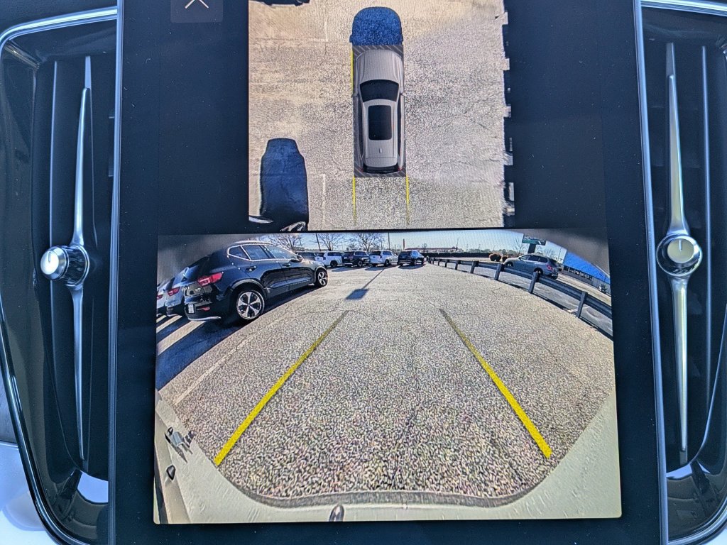 New 2026 Volvo XC90 B6 Ultra w/ Protection Package AWD/4WD image 21