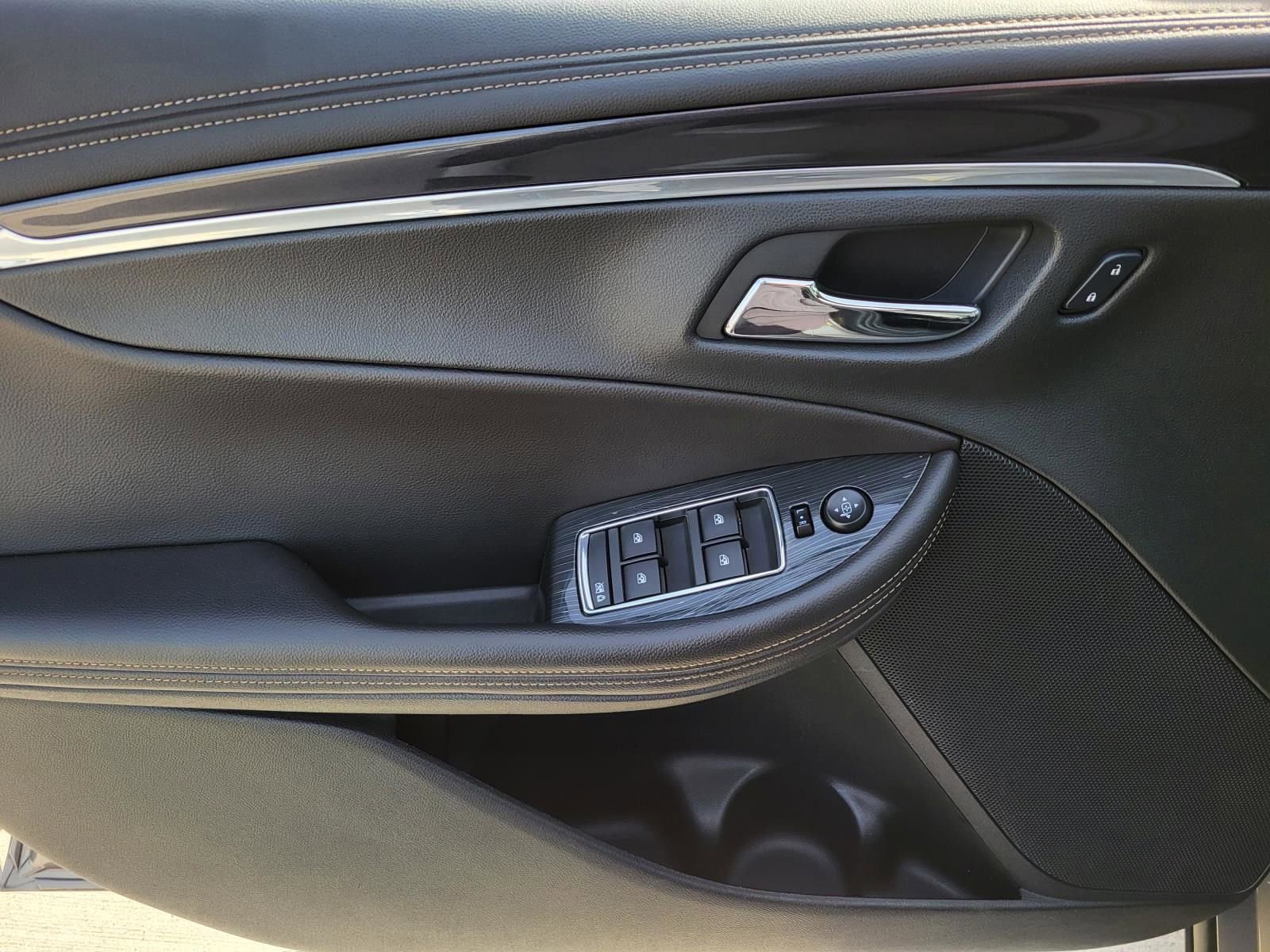 Used 2017 Chevrolet Impala LT image 15