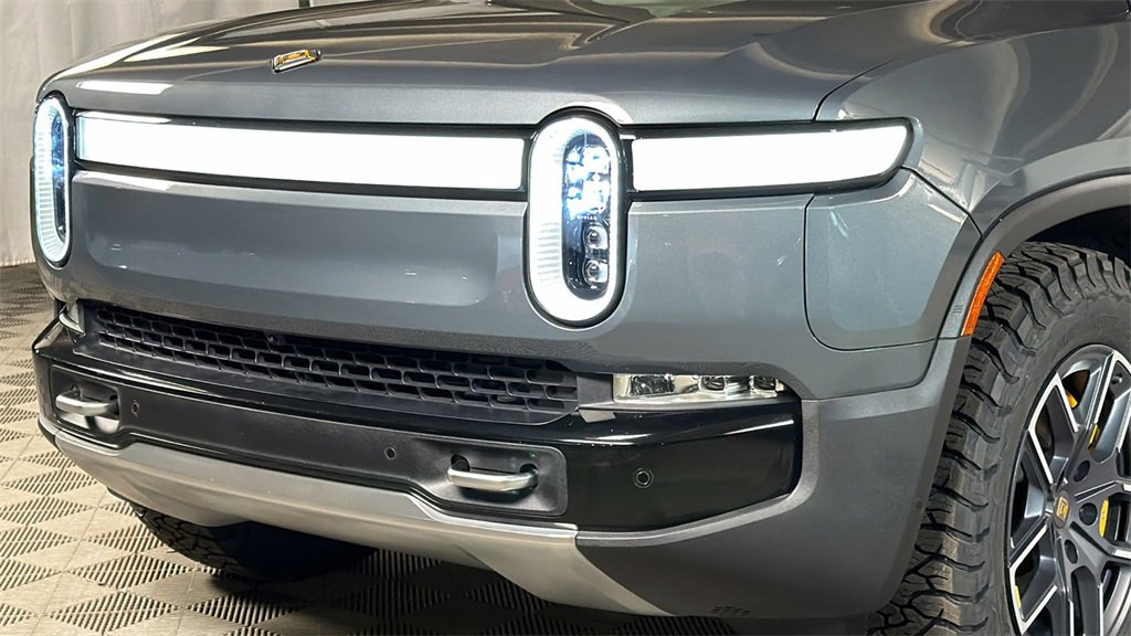 Used 2022 Rivian R1T Launch Edition image 3