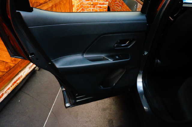 Certified 2026 Nissan Kicks S FWD image 33