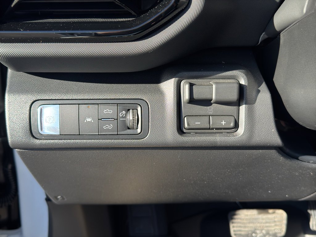 New 2026 Chevrolet Silverado EV Trail Boss AWD/4WD image 15