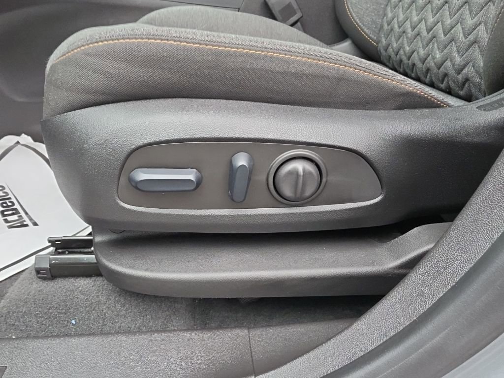 Certified 2024 Chevrolet Equinox LT image 25