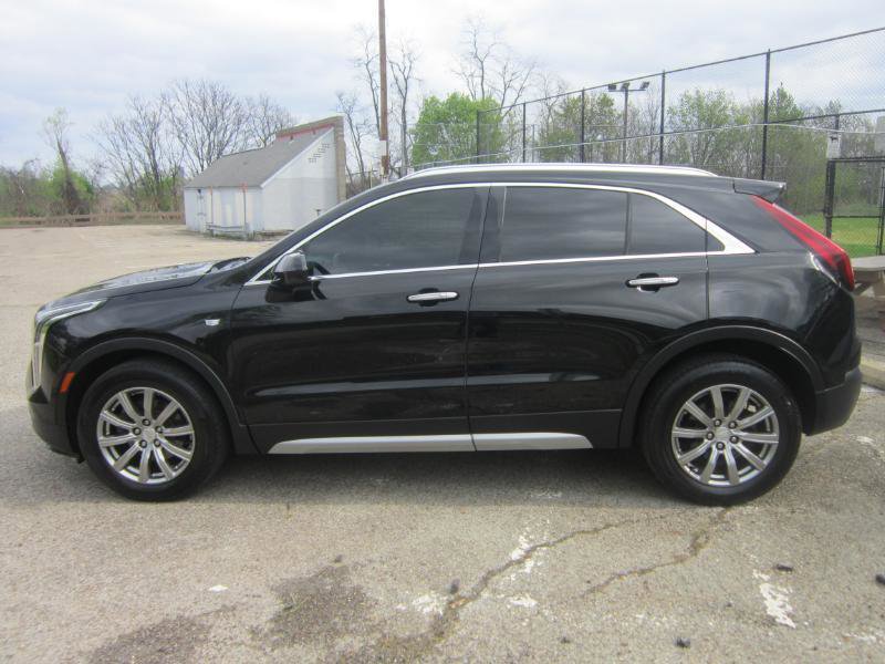 Used 2020 Cadillac XT4 Premium Luxury AWD/4WD image 2