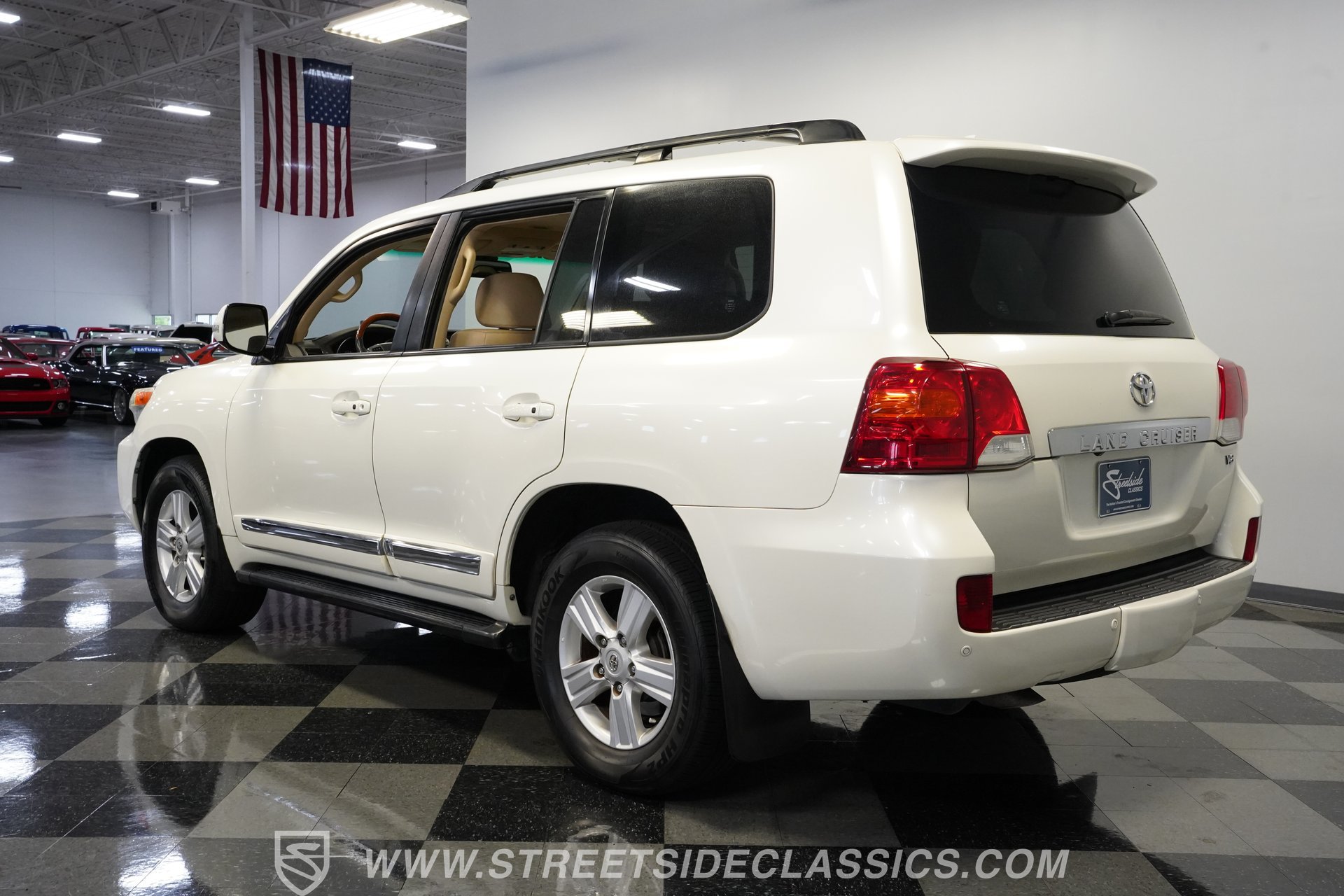 Used 2013 Toyota Land Cruiser AWD/4WD image 10