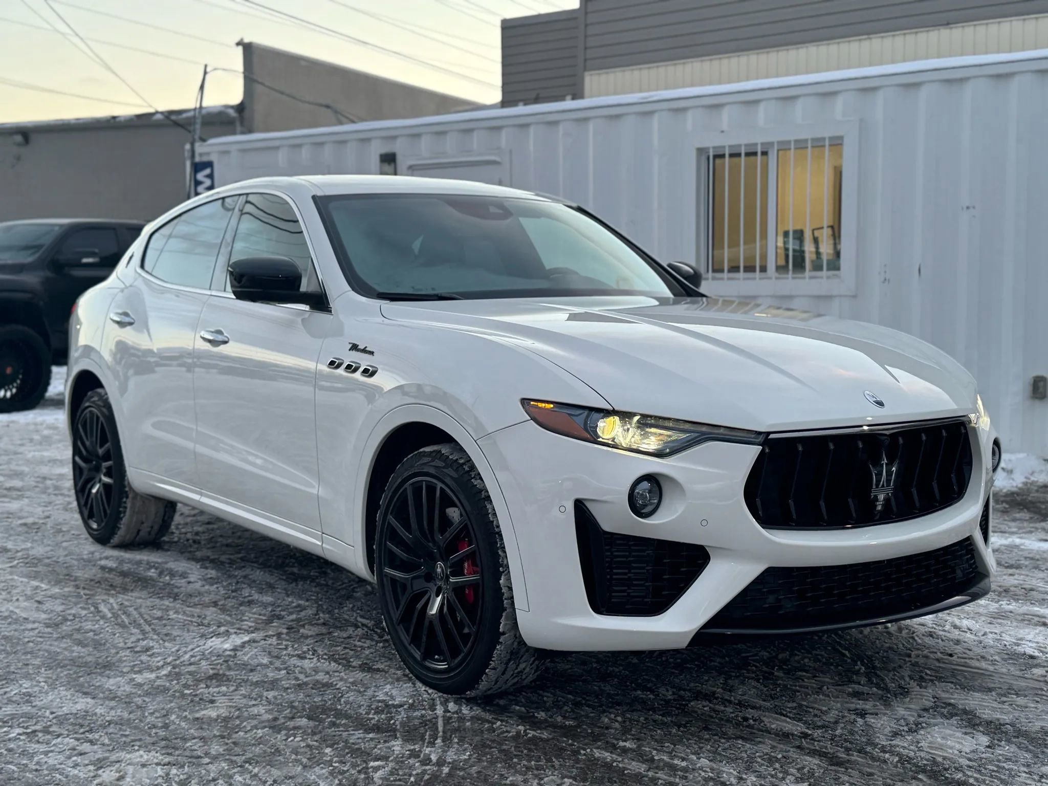 Used 2024 Maserati Levante Modena Ultima image 4