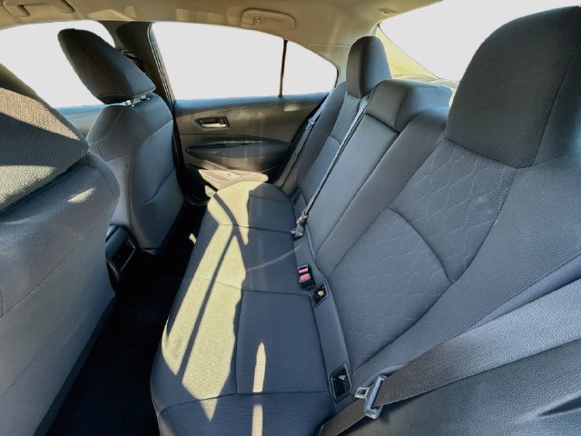Used 2020 Toyota Corolla LE FWD image 29