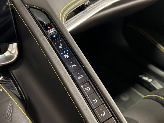 Used 2020 Chevrolet Corvette Stingray Premium Cpe w/ 3LT Preferred Equipment Group image 26