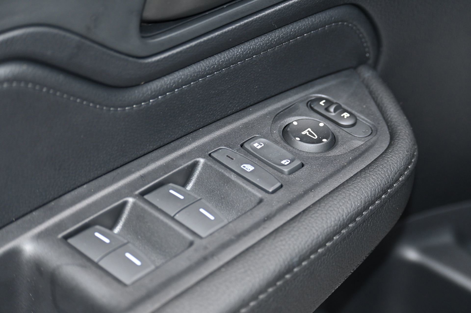 New 2026 Honda Odyssey Sport-L image 17