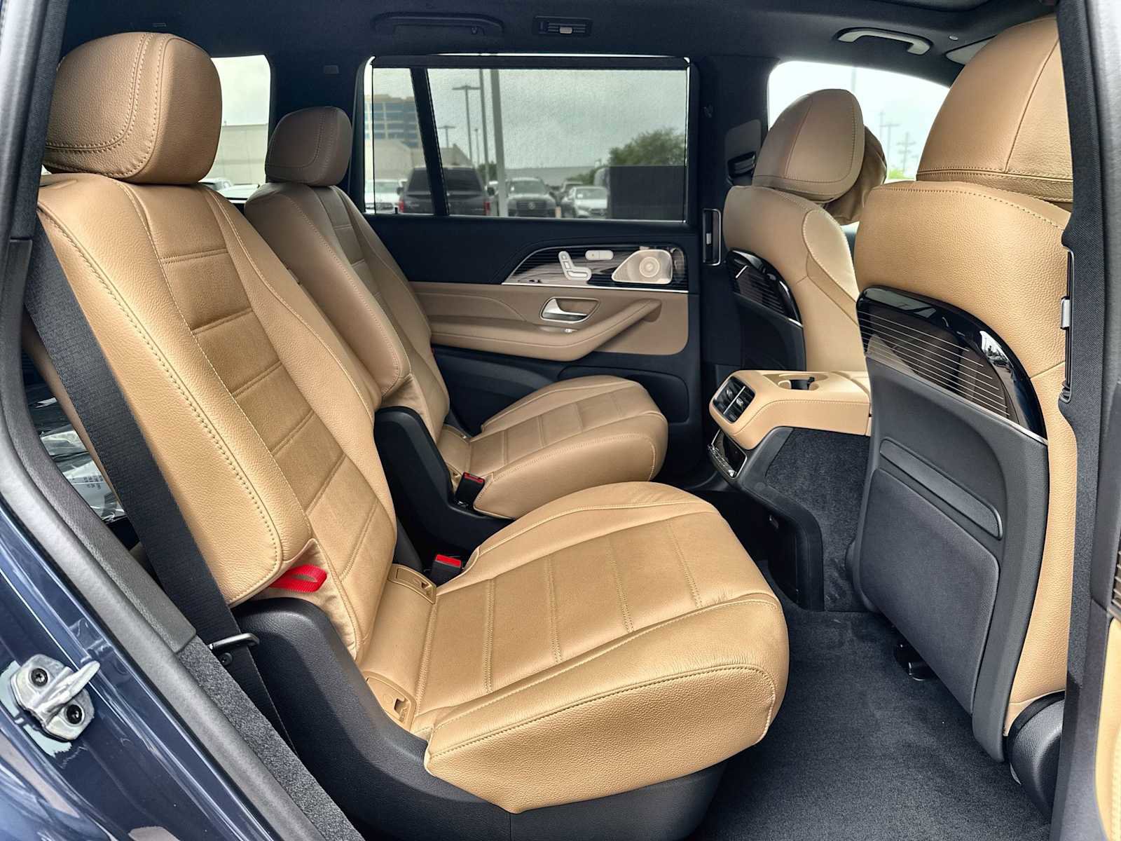 New 2026 Mercedes-Benz GLS 450 4MATIC image 19
