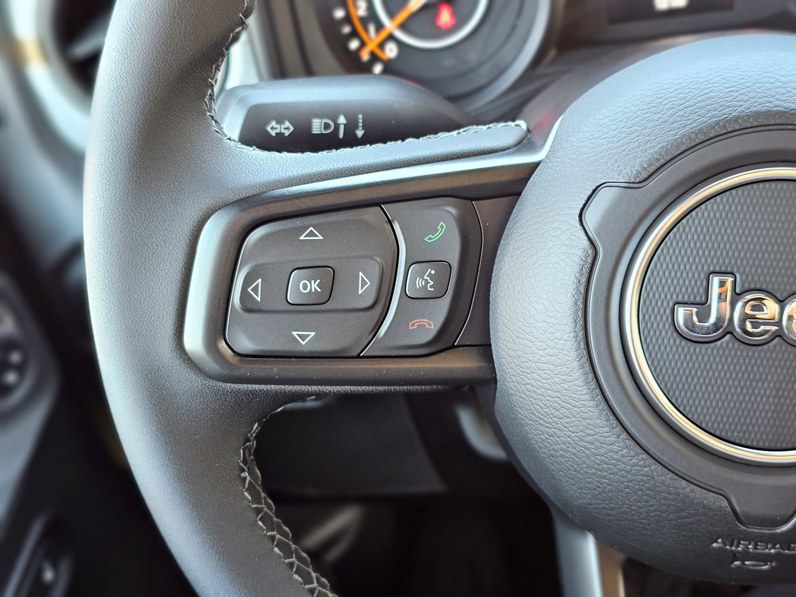 New 2026 Jeep Gladiator Sport AWD/4WD image 18