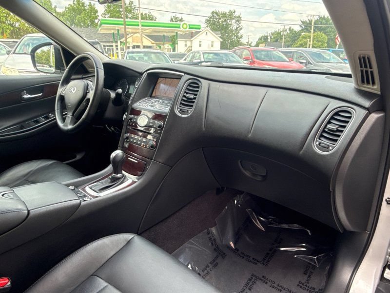 Used 2011 INFINITI EX35 Journey w/ Premium Pkg AWD/4WD image 16