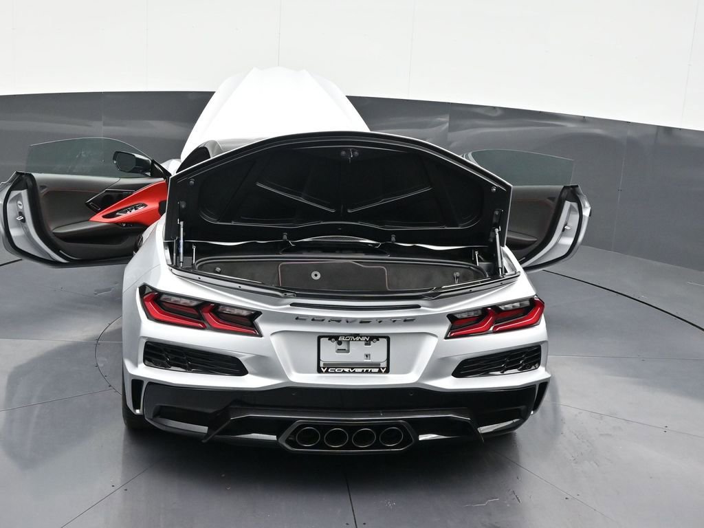 Used 2026 Chevrolet Corvette Z06 w/ Stealth Interior Trim Package image 34