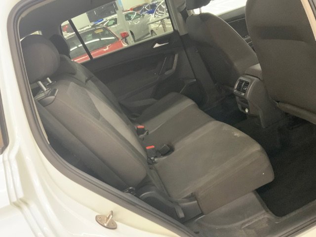 Used 2019 Volkswagen Tiguan S image 14