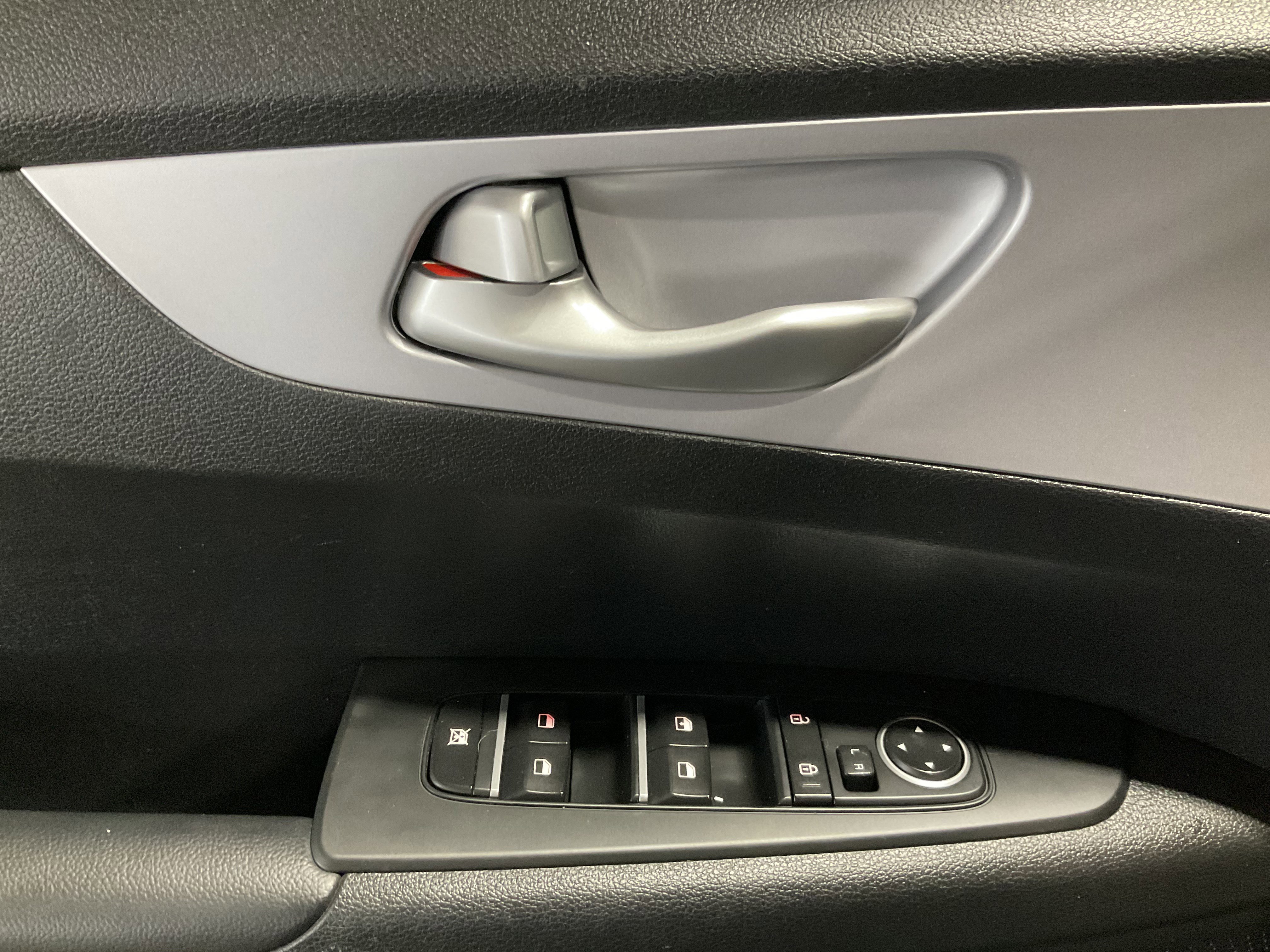 Used 2024 Kia Forte LXS FWD image 23