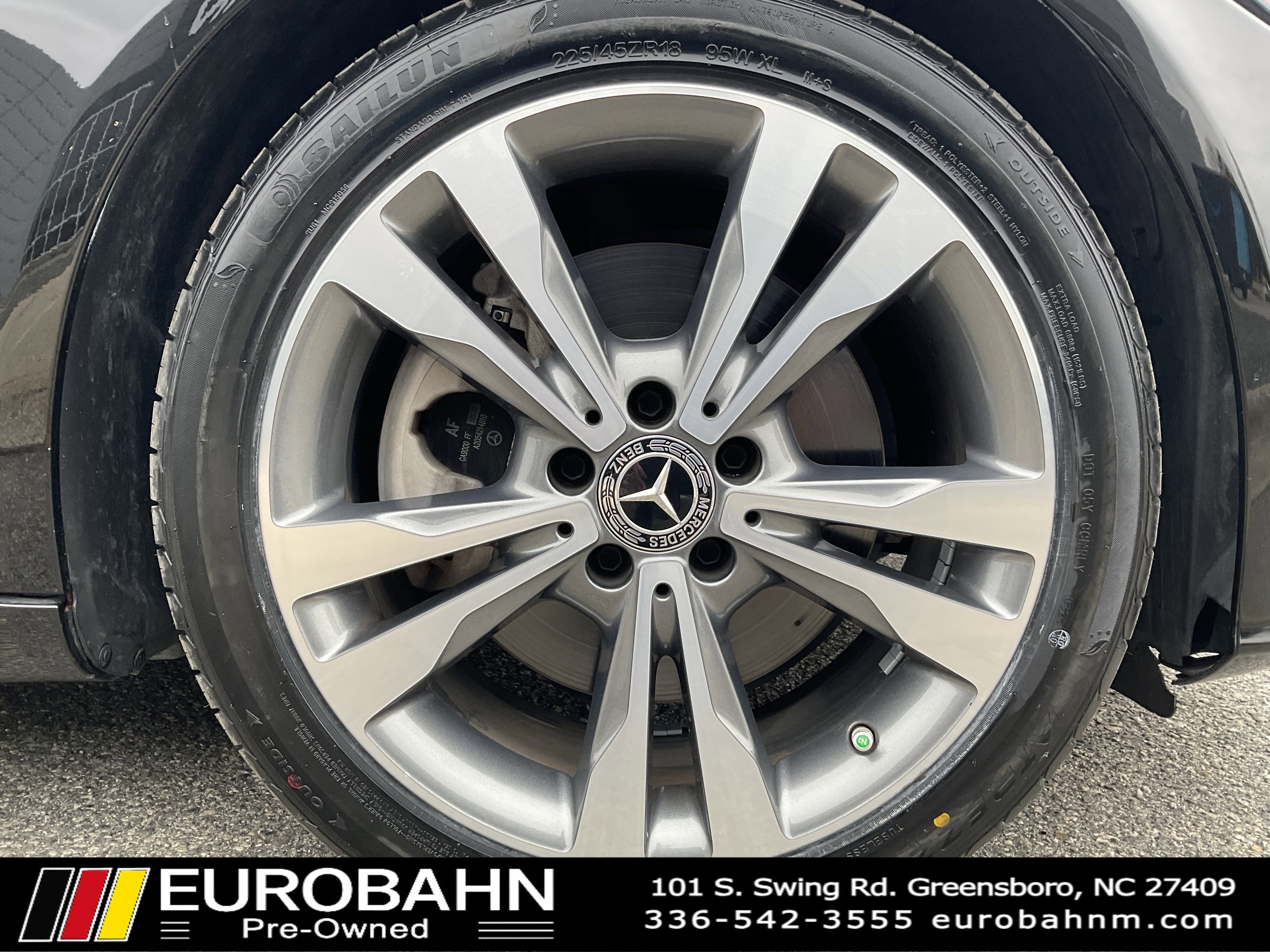 Used 2021 Mercedes-Benz C 300 Sedan w/ Premium Package image 31