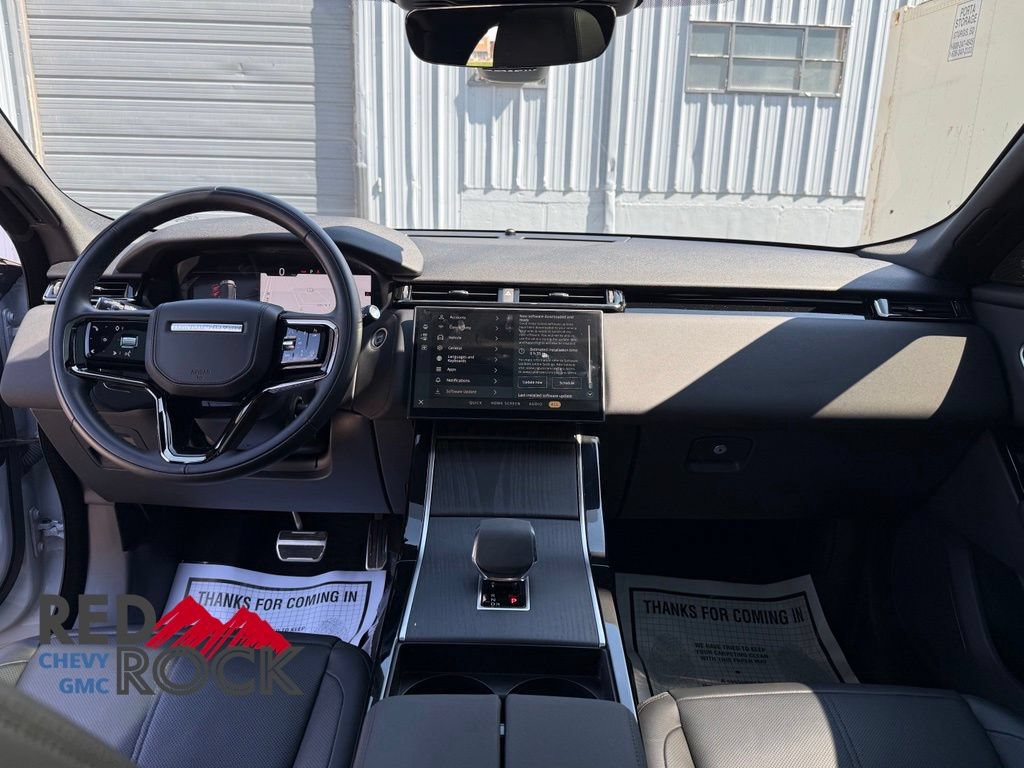 Used 2024 Land Rover Range Rover Velar Dynamic SE AWD/4WD image 23