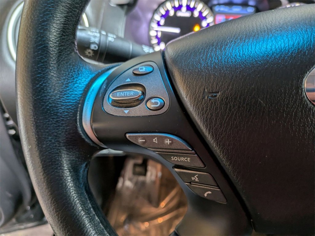 Used 2014 INFINITI QX60 AWD w/ Premium Plus Package image 18